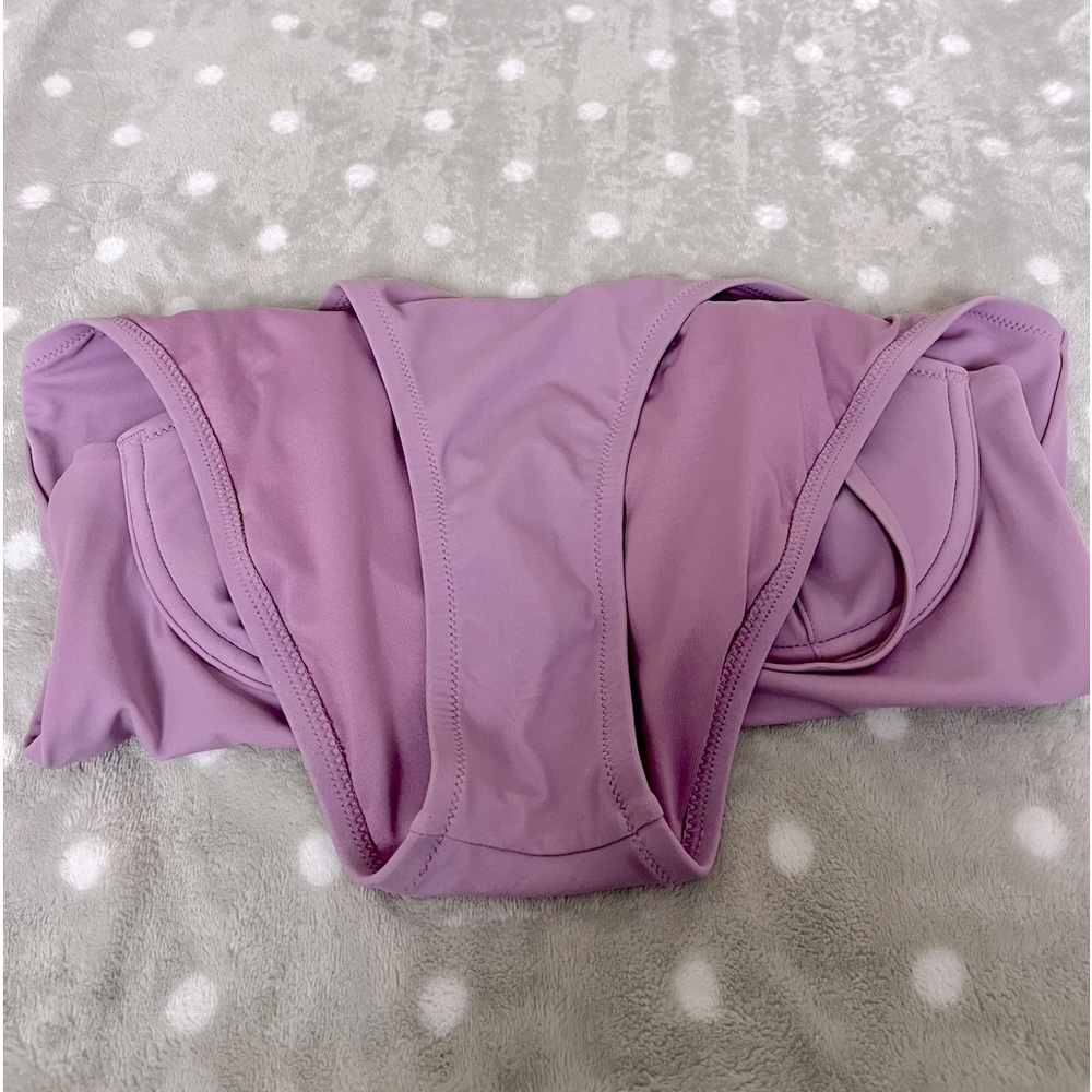 Victoria’s Secret swimsuit. Color: Lila. Size: L/M - Picture 6 of 7